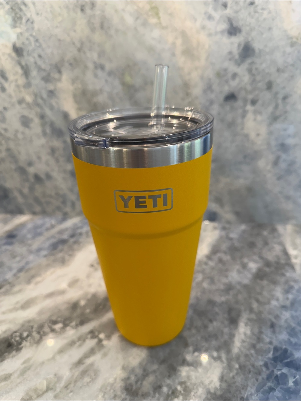 Yeti RAMBLER®
26 OZ STACKABLE CUP Alpine Yellow